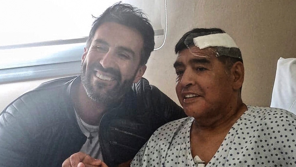 El 3 de noviembre Diego Maradona había sido operado de un hematoma subdural en la cabeza.